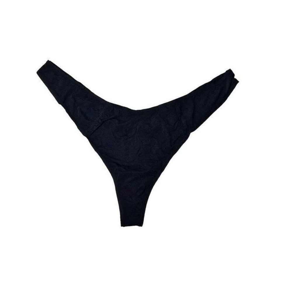 Skims bikini thong panty Nwt‎